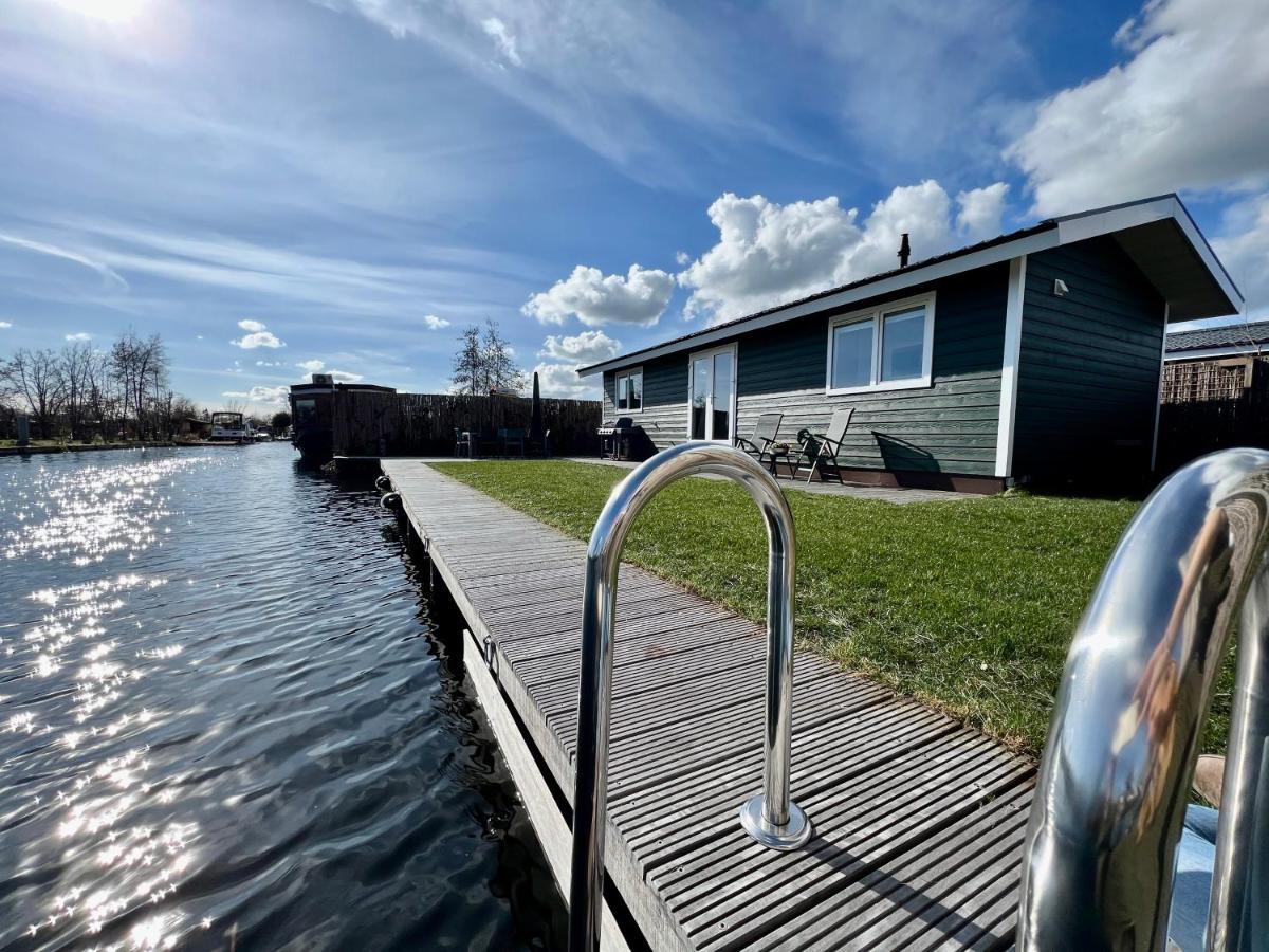 New - The Surf Shack - On A Lake Near Amsterdam! フィンケフェーン エクステリア 写真